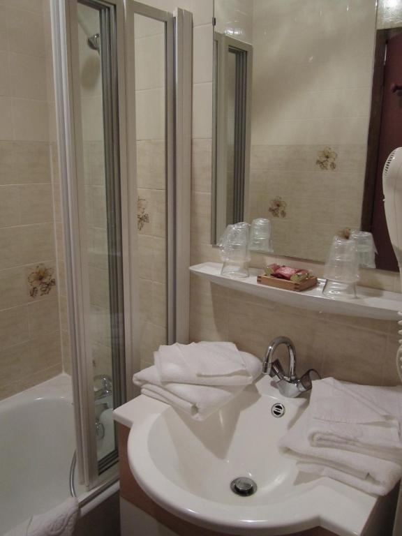 Bed and Breakfast Beausoleil Шамони Номер фото